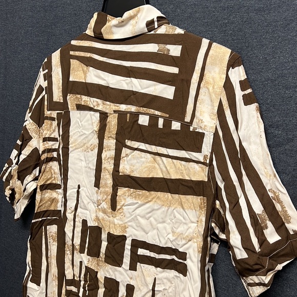 💥$3/$30💥NWT -Zara Men's Abstract Print Shirt, Mid-ecru - Size Small - Picture 7 of 8